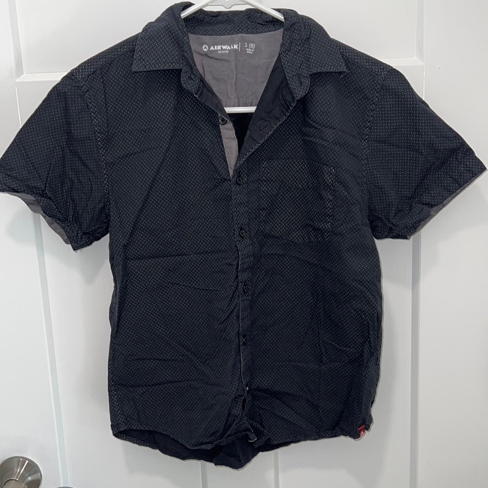 Boys Airwalk button down shirt